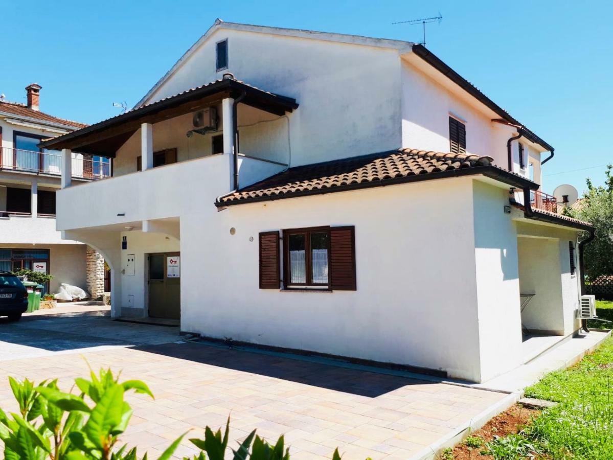 Villa Aleksandar Пореч Екстериор снимка